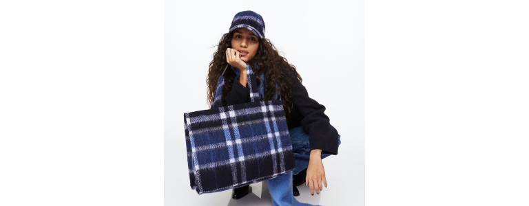 Blue flannel shopper