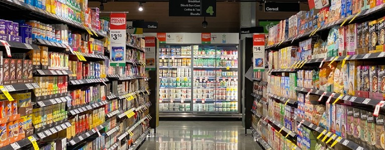 A food aisle at a supermarket